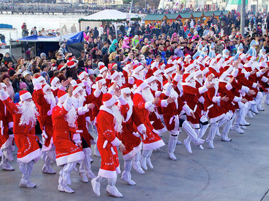 В Ялте пройдет X грандиозный Мороз-парад с песнями, плясками и подарками