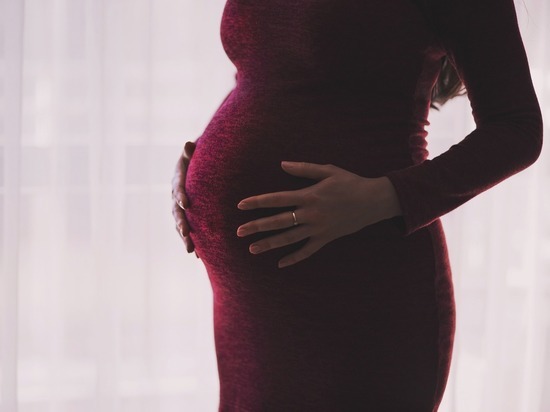 У эмбриона могут возникнуть генетические повреждения, которые способны привести к смерти