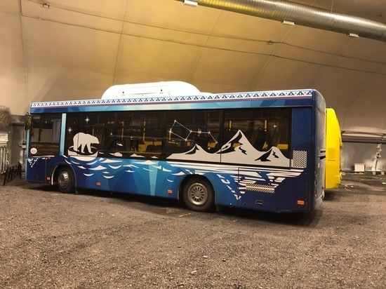 В Надыме монтируют оборудование для сервиса газомоторных автобусов
