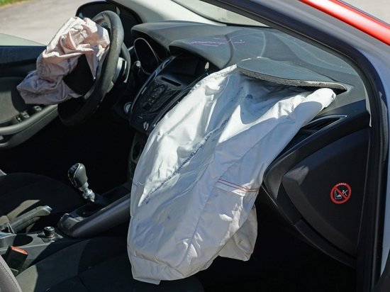 У 1,5 млн авто в России нашли брак подушек безопасности