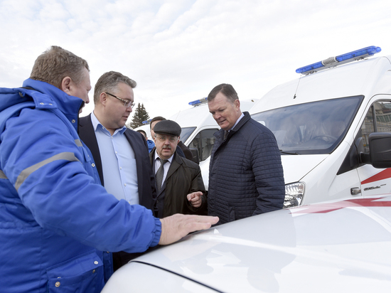 На Ставрополье муниципалитетам передали 30 автомобилей «скорой помощи»