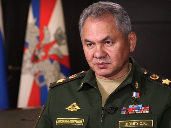 Шойгу объявил 31 декабря выходным в Вооруженных силах России