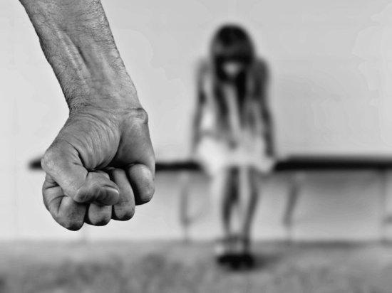 В Башкирии двое молодых парней изнасиловали 17-летнюю девушку