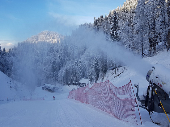 Из-за малого количества снега на «Розе Хутор» ограничат продажу ски-пассов
