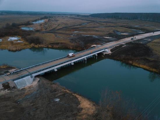 В Старожиловском районе построили мост и дорогу