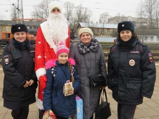 В Белгородской области состоялся рейд с полицейским Дедом Морозом