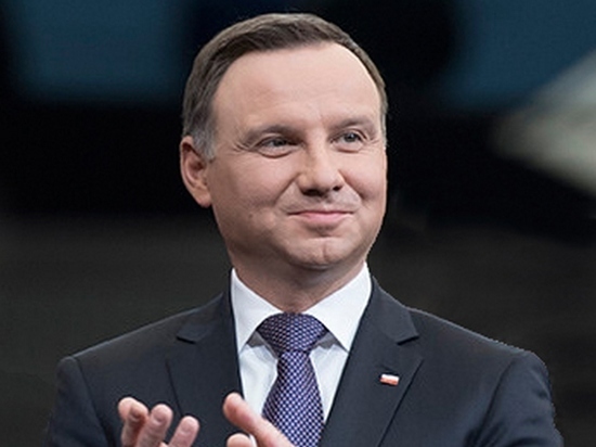 Президент Польши отказался ехать на Холокост Форум из-за Путина