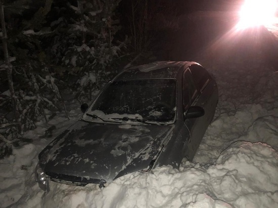 Пьяный водитель пострадал в ДТП по пути на кладбище Ноябрьска