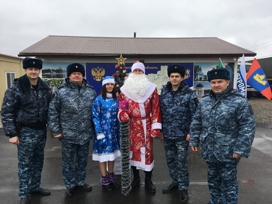 Костромской Дед Мороз навестил земляков в Дагестане