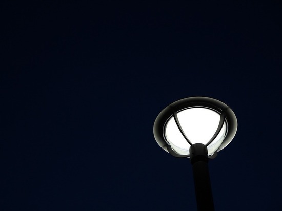 В Смоленске продолжается замена уличного освещения