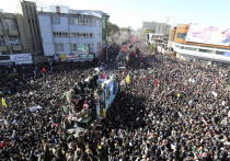 В Иране в городе Кермане принято решение отложить похороны ликвидированного США генерала Касема Сулеймани