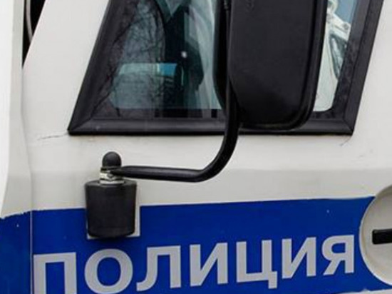 Похититель на Колыме сломал дверь и вынес из квартиры 250 тысяч рублей