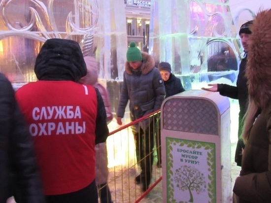 В администрации Екатеринбурга рассказали, сколько человек посетили ледовый городок на площади 1905 года