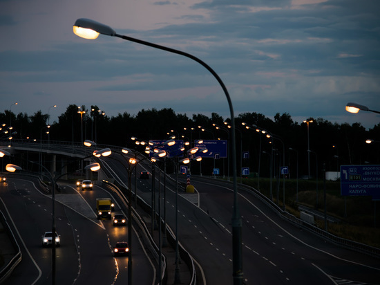 До конца января в Серпухове планируют ввести в эксплуатацию новые линии наружного освещения на региональных дорогах.