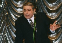 Юморист Евгений Петросян прокомментировал сообщения о прекращении выхода в телеэфир передачи "Смехопанорама"