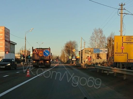 В Тверской области готовятся закрыть мост через железную дорогу