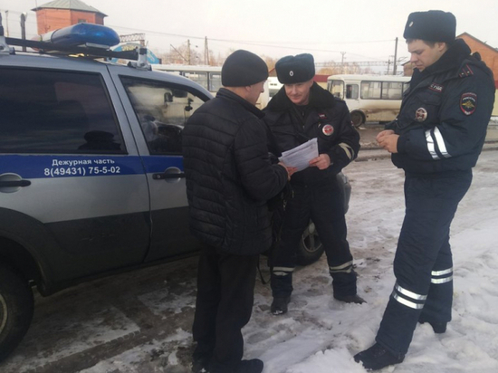 В  Костромской области образцовый водитель катался по поддельным правам