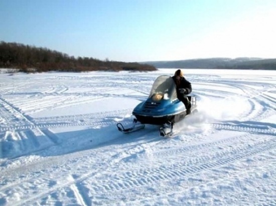 Кузбассовцев призвали соблюдать меры безопасности на льду