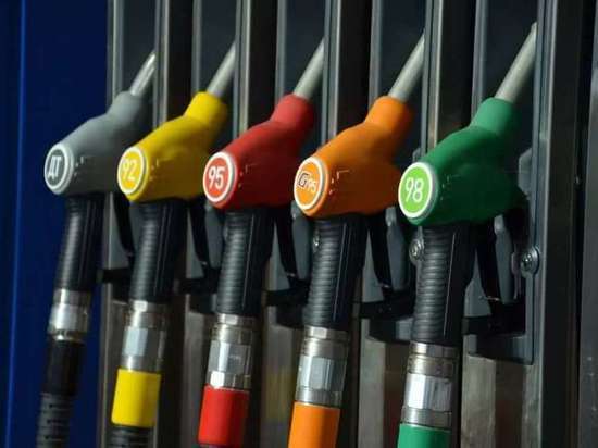 Средний ценник бензина в Туле выше среднего по стране