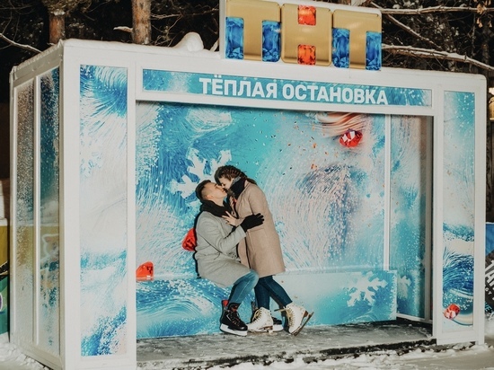 ТНТ продолжает дарить тепло жителям Барнаула