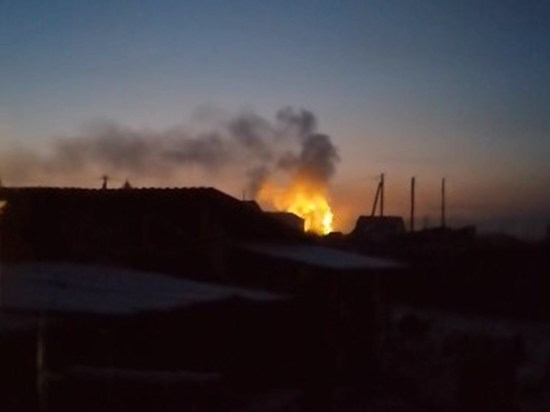 Крупный пожар частного дома произошел на окраине Читы