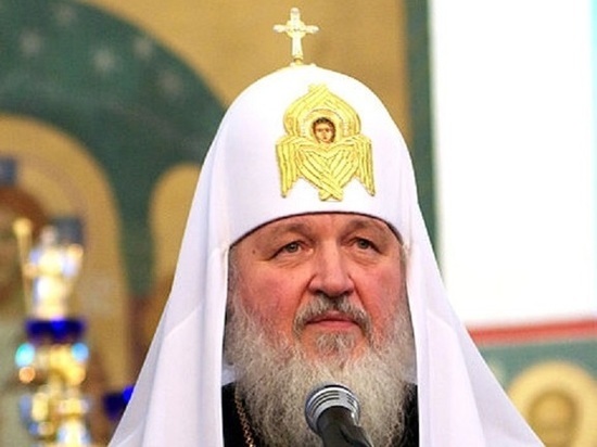 Патриарх Кирилл дал совет по улучшению демографической ситуации в России