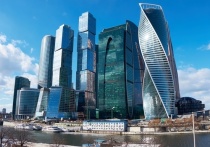 Разъярённый инвестор 15 января ворвался в финансовую компанию в комплексе «Москва-Сити» и, приставив нож к горлу консультанта, требовал отдать ему деньги