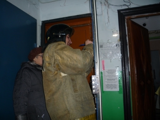 Стало плохо прямо в ванной: ярославские спасатели выручили бабушку 88-ми лет
