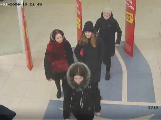 В Кирове разыскивают четырех похитительниц одежды
