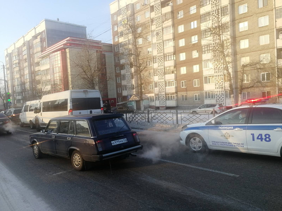 В Улан-Удэ после столкновения двух маршруток пострадали три пассажирки