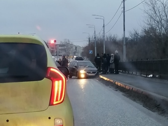 На мосту через Клязьму произошла авария с погибшим