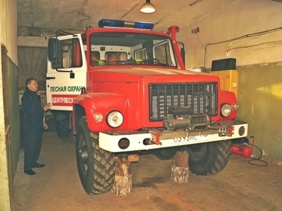 Первая в наступившем году проверка автомобилей и тракторов прошла в серпуховском филиале «Русский лес»