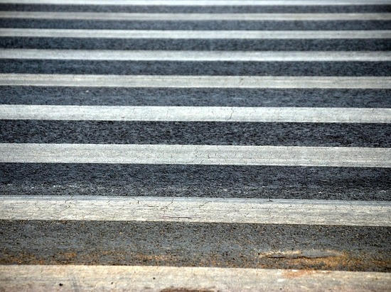 В Кардымовском районе под колесами иномарки погибла пожилая женщина