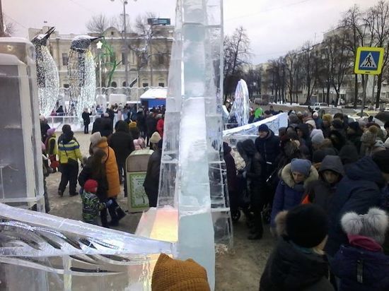 В Екатеринбурге прекратил работу ледовый городок