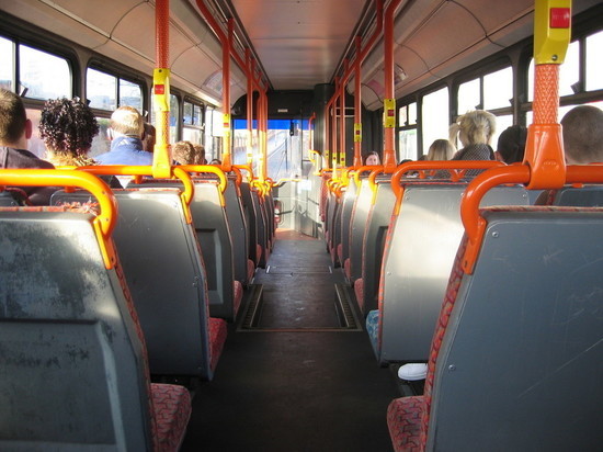 В Оренбурге водитель автобуса скрылся, после того, как покалечил подростка