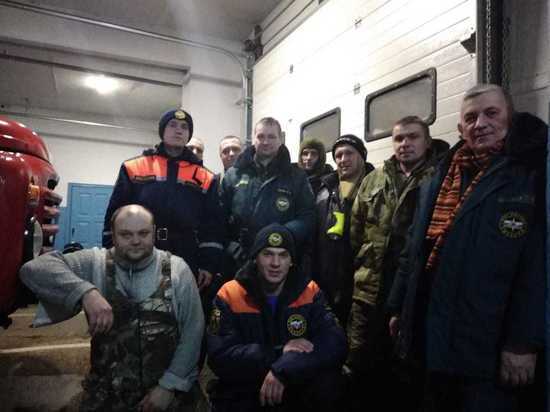 Спасли двоих из снежного плена: МЧС провело успешную операцию на Алтае