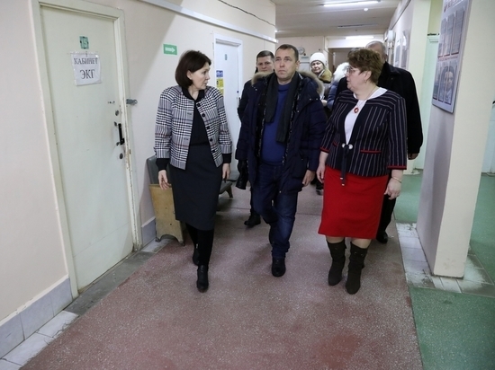 Шумков провел выездное совещание в Звериноголовском районе