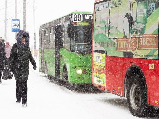 ГИБДД проверяет автобусы в Хабаровске