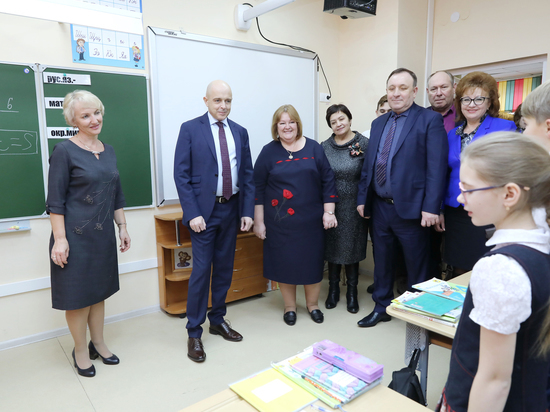 Депутаты ЗС Приангарья посетили Марковскую школу