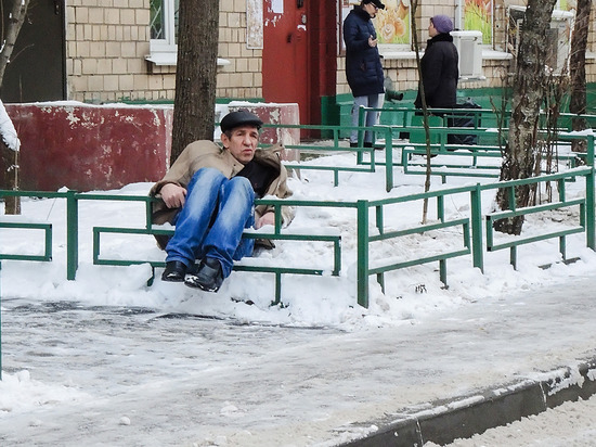 Пьющих в неположенном месте россиян отправят на принудительное лечение