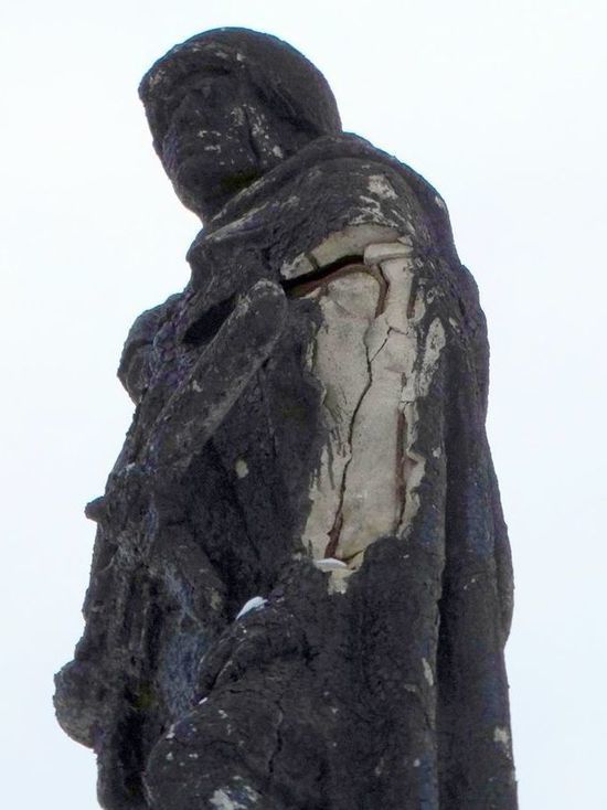 В Копейске ко Дню Победы отреставрируют заброшенный памятник