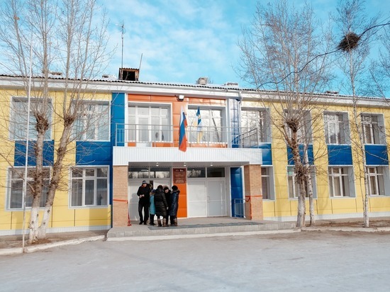 В Улан-Удэ после капремонта открылась школа № 24