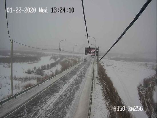 В Оловяннинском районе выпал снег, водителей просят быть осторожнее