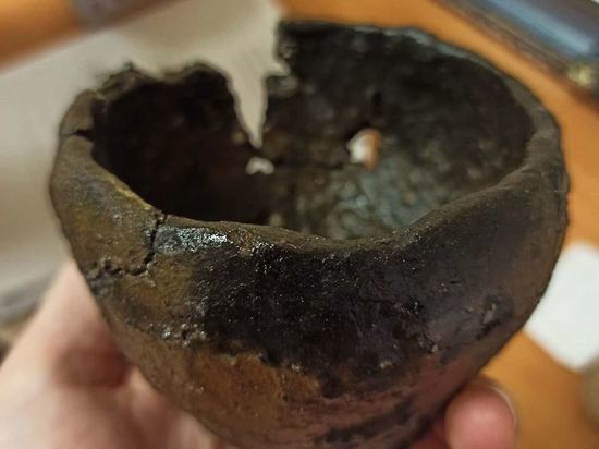 Псковские археологи раскрыли секрет, что делают с найденной керамикой