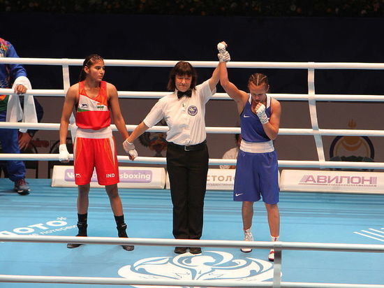 В госархив Бурятии попал чемпионат мира по женскому боксу