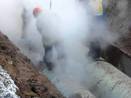 Магистральный трубопровод прорвало в Чите