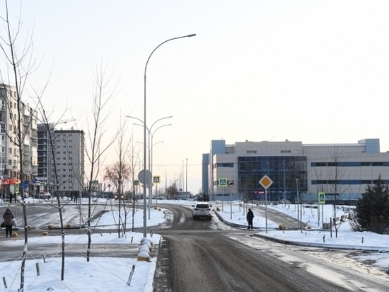 Андрей Бочаров проверил новую дорогу в Дзержинском районе