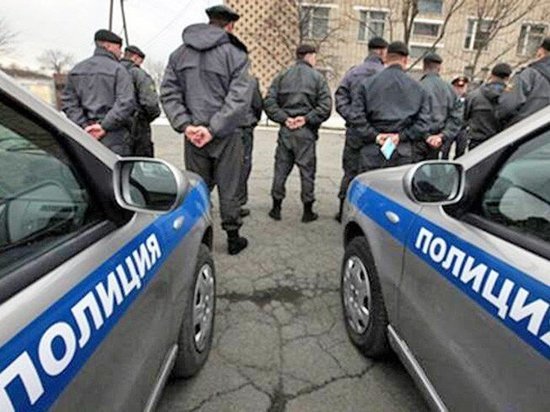 В Боровичах полиция случайно наткнулась на двух жителей Тверской области с наркотиками