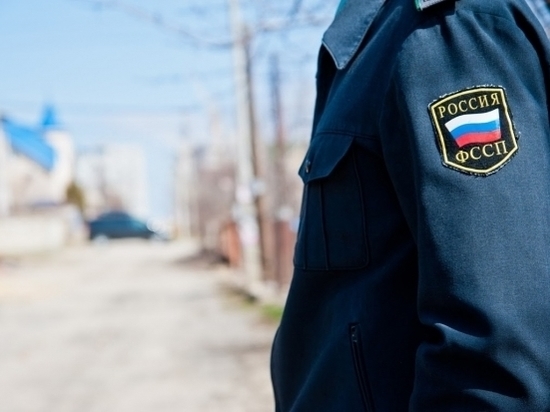 В Волгограде приставы арестовали имущество клиники пластической хирургии
