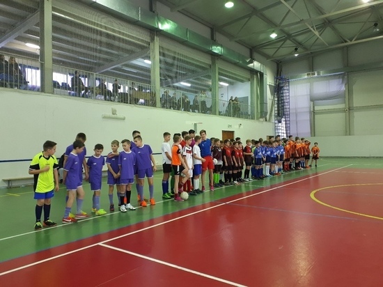В Западной Двине шесть команд играли в мини-футбол